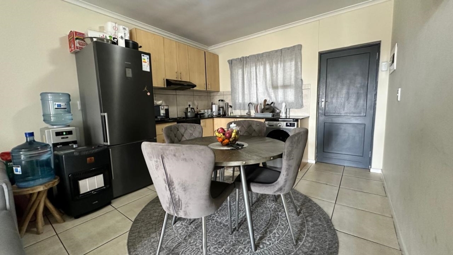 2 Bedroom Property for Sale in Parklands Western Cape
